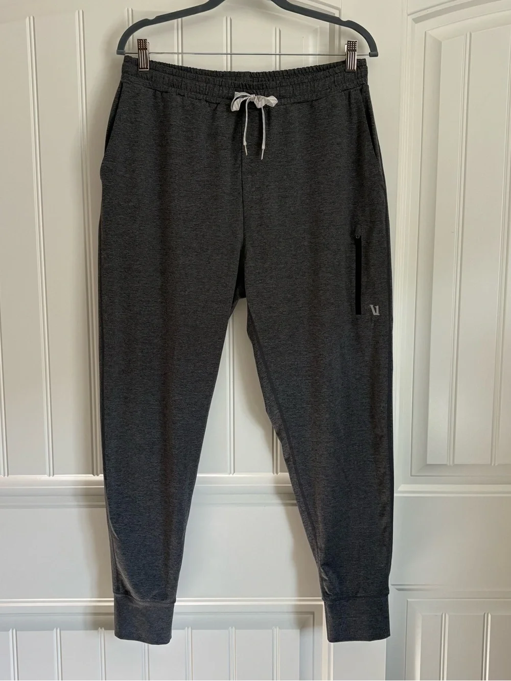Vuori Sunday Performance Joggers gray men’s size large